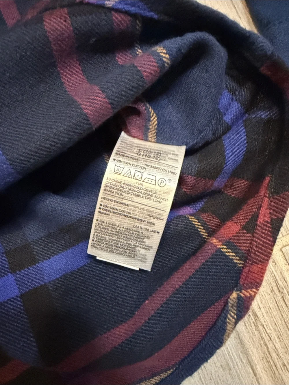 Old Navy Navy Blue and Red Plaid Button-Up Shirt
